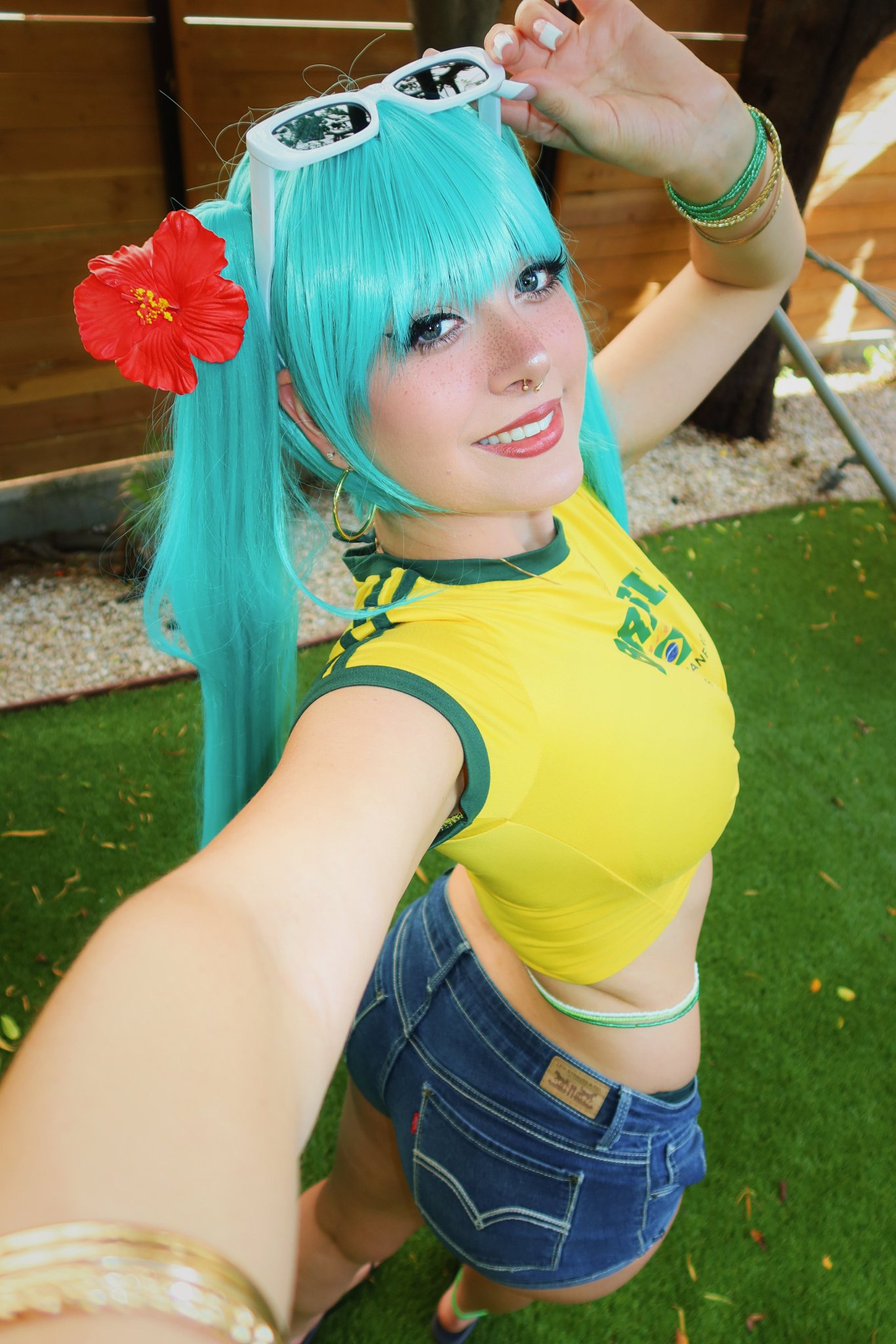 brazilian miku 🌺 https://t.co/SsFspGl0no