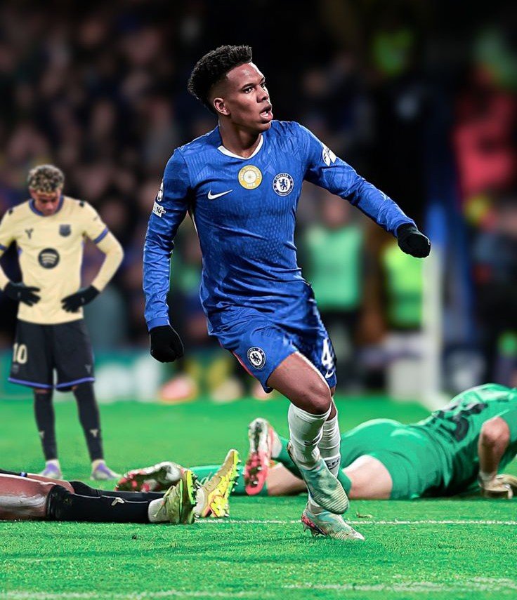 RayTrend football Cfc tweet media