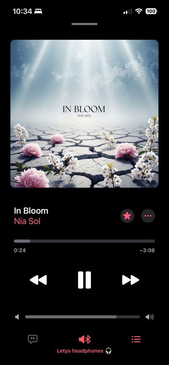 MrsSweetthang's tweet photo. Now I’m stepping pretty IN BLOOM 🌱🌷 https://t.co/KzScGrU4LI