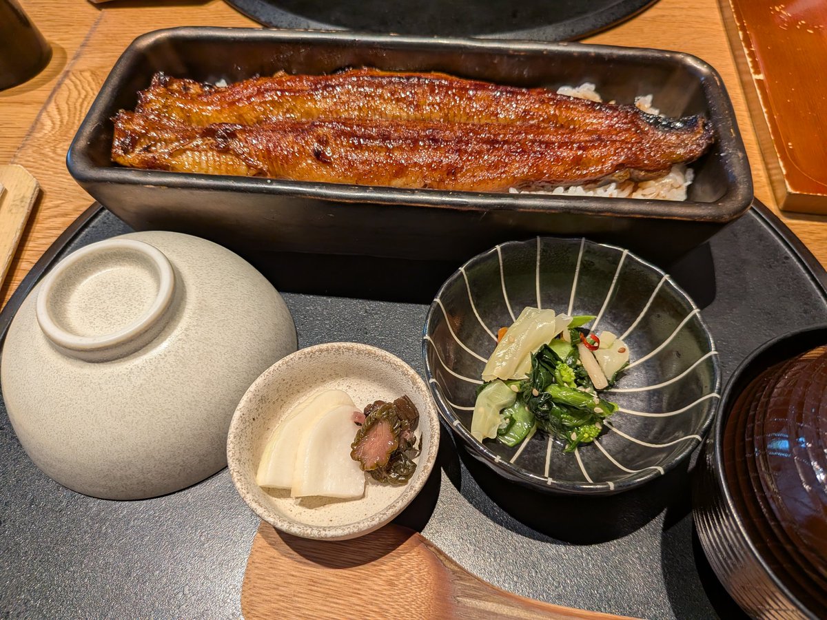鰻10 テイクアウトも含め鰻10匹消費しました笑