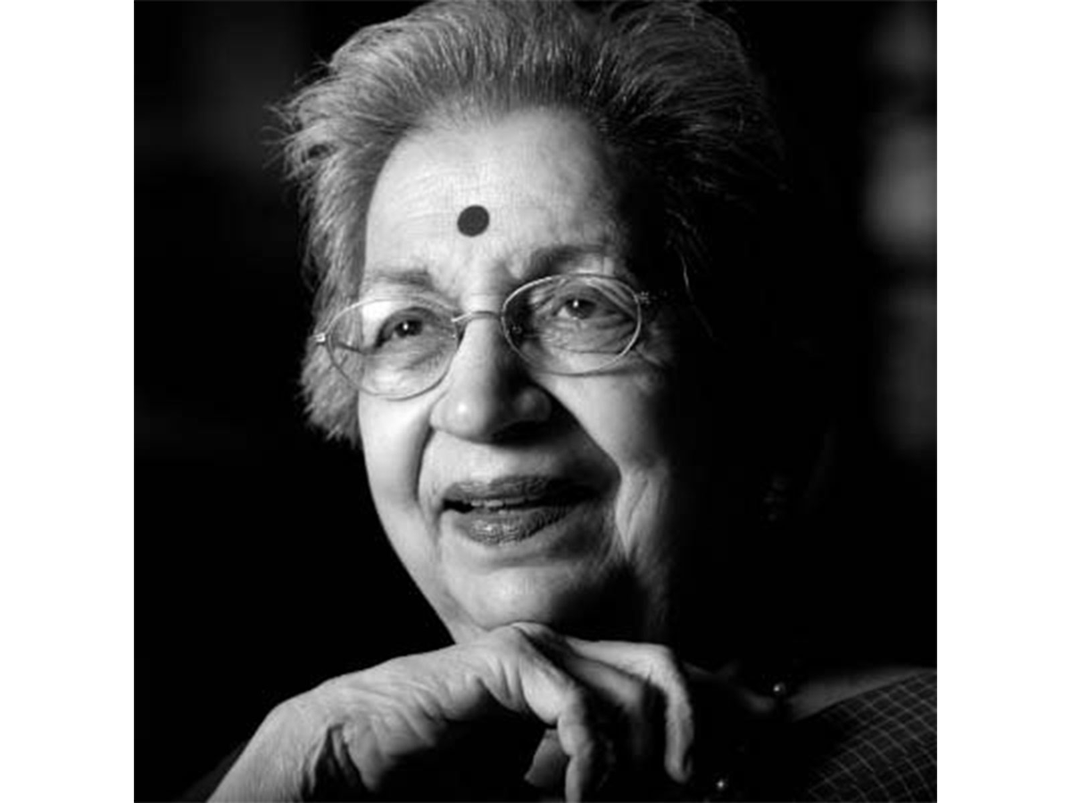 ramkid's tweet photo. Thanks to Doordarshan, we grew up watching top tier Marathi theatre, serials, and cinema. Even with our rudimentary knowledge of the language, my family was in awe of titans like Vijaya Mehta. RIP. https://t.co/MieqQbcwfR