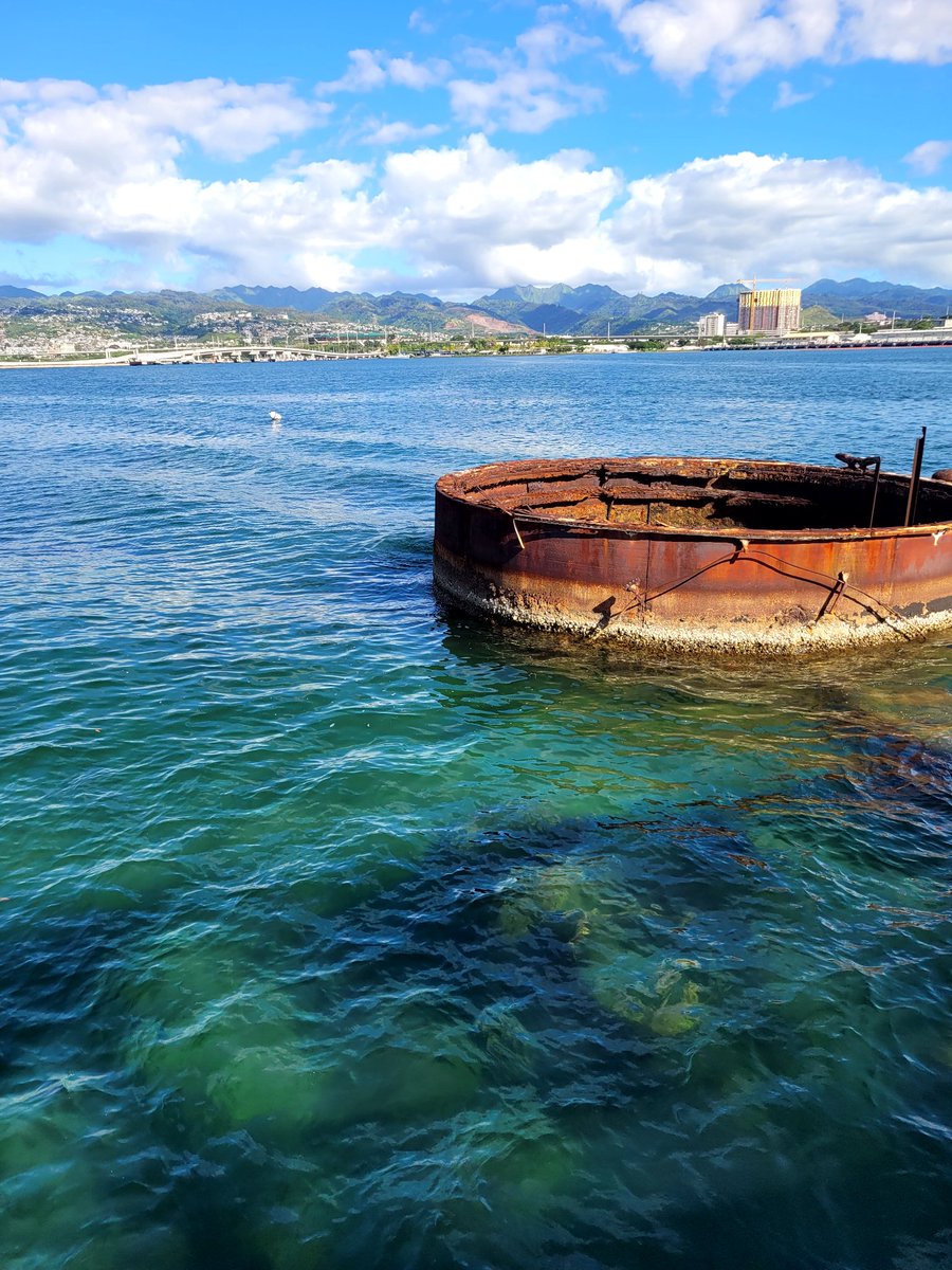 stopduiaz's tweet photo. @fasc1nate Was there 2 years ago. 🙏🙏🙏✨️ Ride in Paradise. USS Arizona and her Brave crew 🫡 https://t.co/TxIqlHb0LR