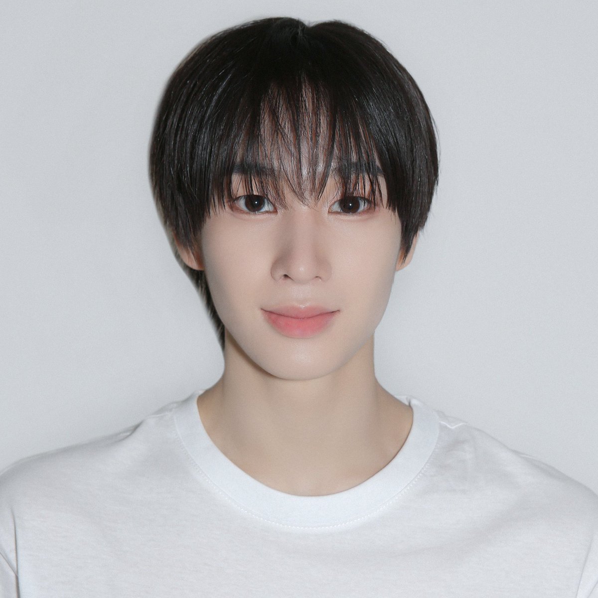 hooniii333's tweet photo. 아니동일인물맞지 https://t.co/KDch0i9DDM