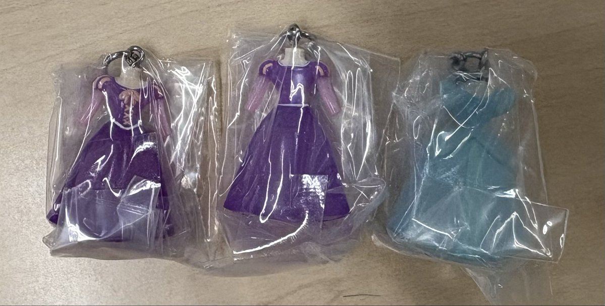 kfk_o7's tweet photo. 【交換】
ディズニー プリンセス コスチュームめじるしアクセサリー

求→ベル ＞ オーロラ

譲→ラプンツェル、シンデレラ

舞浜、都内、横浜(日程要相談)お手渡し可能な方のみ。
検索からでもお気軽にお声掛けください。 https://t.co/oVcXIOQbBT