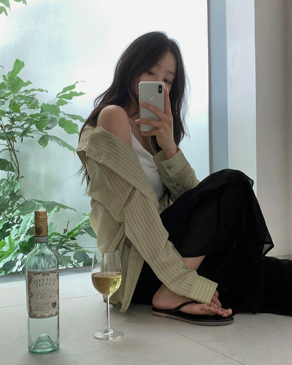 HotpingJ's tweet photo. ＼今なら全品20%OFF／

優雅なシフォンを重ねたようなデザインで
より一層高級感のあるシルエットを演出する

📌ウエストバックゴムシフォンスカーチョ
https://t.co/aiNE7UaEX8

スカパン仕様で見た目は華やかでも動きやすく快適💙

特別な日にもデイリーにも活躍してくれる
万能な一枚です✨

#夏服 https://t.co/sOTHg4uDqU