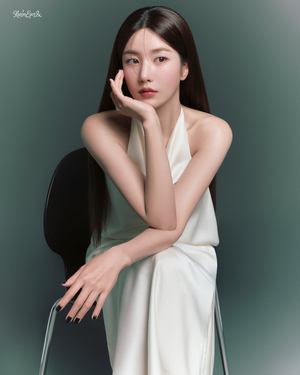 kwoneunbi_offcl's tweet photo. [#권은비]

NEW PROFILE PHOTO #1 ✨

#KWONEUNBI https://t.co/PNXAet3pq5