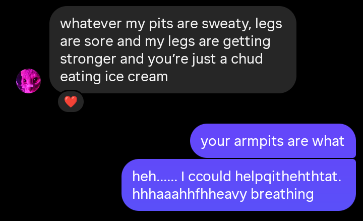 gur0_kitty's tweet photo. he walked into that one idgaf https://t.co/zT5OALuT2d