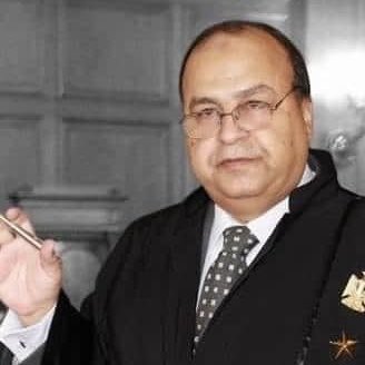 samykleyb's tweet photo. هل لبنان خالف القانون الدولي فعلاً في اتفاق الإطار ؟؟؟ 

كتب المستشار القضائي المصري حسن أحمد عمر الخبير فى القانون الدولى والمحامى بالنقض  في القاهرة اليوم ما يلي : 

إن تعهد لبنان بعدم ملاحقة إسرائيل دوليا عن الجرائم التى ارتكبتها في لبنان . سواء تعلقت الملاحقة بمحاكمة مجرمى الحرب من الإسرائيليين امام المحكمة الجنائية الدولية - التى سبق لها ان اصدرت مذكرتى توقيف ضد نتاياهو ووزير دفاعه في جرائم الحرب التى اقترفاها في حق الفلسطينيبن - او بمحاكمة إسرائيل نفسها كدولة امام محكمة الدولية في جرائم الابادة الجماعية ضد لبنان ..هذا التعهد الوارد في المادة ١٣ من اتفاق الإطار..هو تعهد باطل بطلانًا مطلقا..لانه يخالف قواعد القانون الدولى العام الامرة الخاصة بالنظام العام الدولى...

واضاف : بطبيعة الحال ان اول من يعلم هذه الحقيقة القانونية هو الخبير الأعلى في القانون الدولى في لبنان دولة رئيس وزراء لبنان الدكتور نواف سلام  الرئيس الأسبق لمحكمة العدل  الدولية..