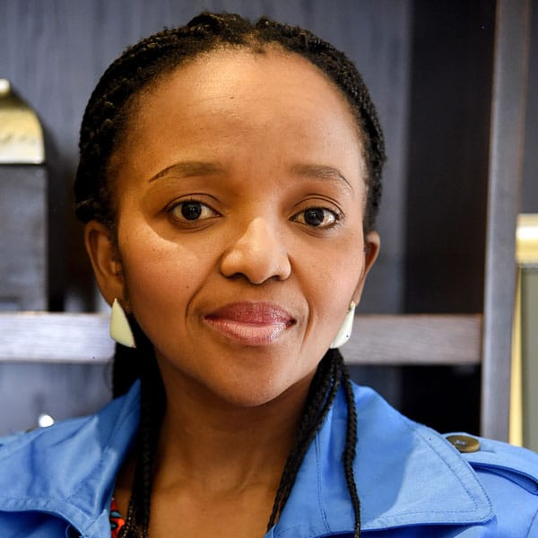 SAfmRadio's tweet photo. [ON AIR] Reality Check with Nomfundo Mogapi: From protest to violence - Protest is a constitutional right. But in a volatile environment, it can escalate. @Nmogap - Clinical Psychologist and CEO of the Centre for Mental Wellness and Leadership on #TheNationalBriefing #sabcnews https://t.co/wf66D2oD9O