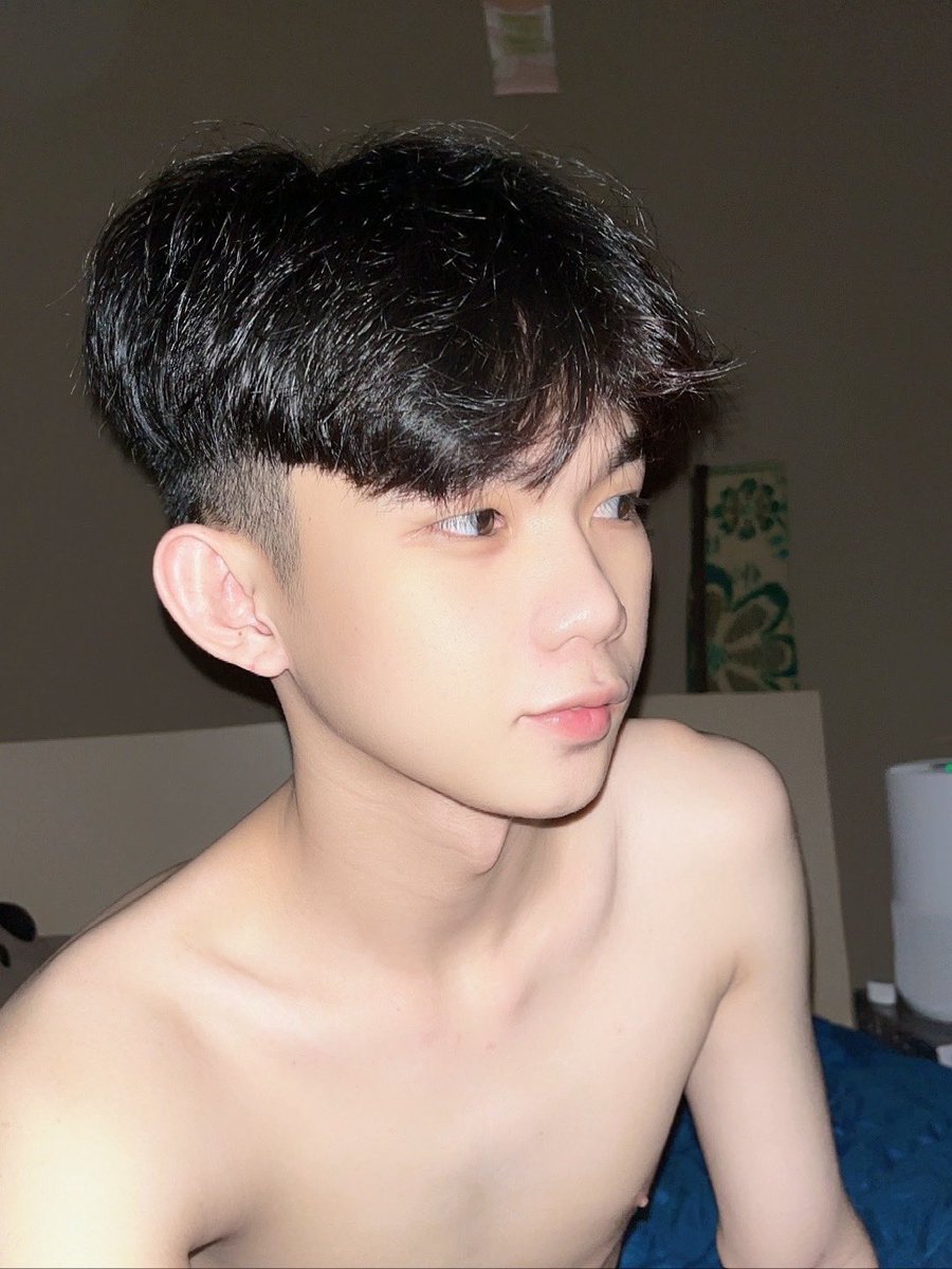 woorieexx's tweet photo. Which? https://t.co/EEbrFMMDt3