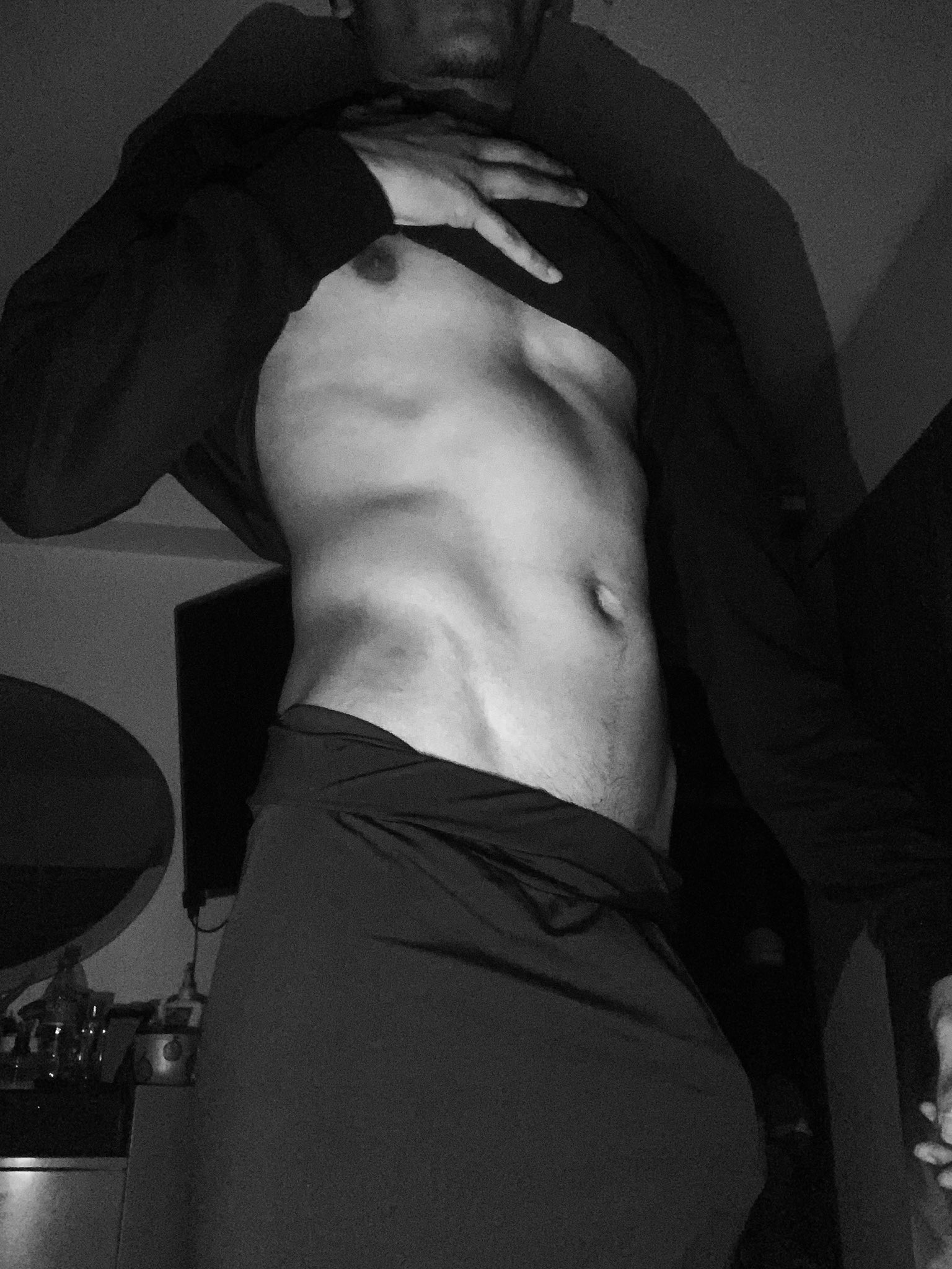 Saludos, que pasen buena noche ! #martesdetentación https://t.co/FWvOX8QmhJ