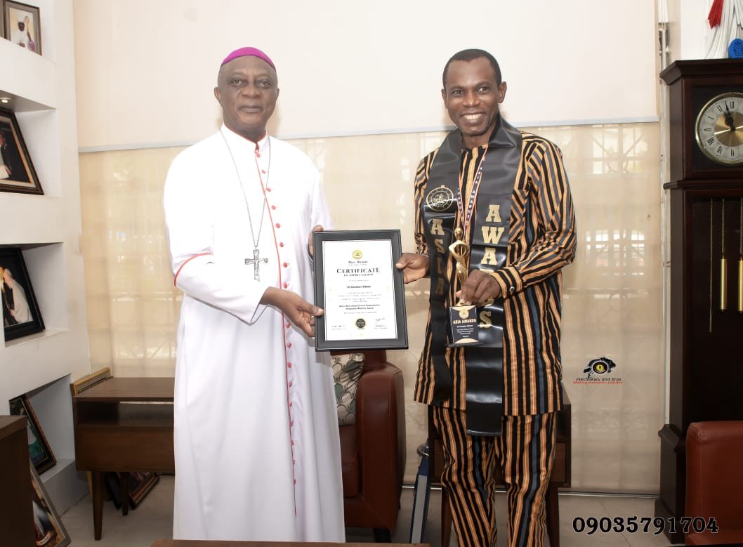 AsiaAwards1's tweet photo. !! CONGRATULATIONS !!!

Dr Christian Edison, Medical Director/Chief Executive Officer, Mystical Rose Clinic Limited RC: 1515197 - Nigeria has bagged Asia's Best Global Clinical Acupuncturist Integrative Medicine Award proudly presented by ASIA Awards

#asiaawards #awards https://t.co/oUPx9UHmEz