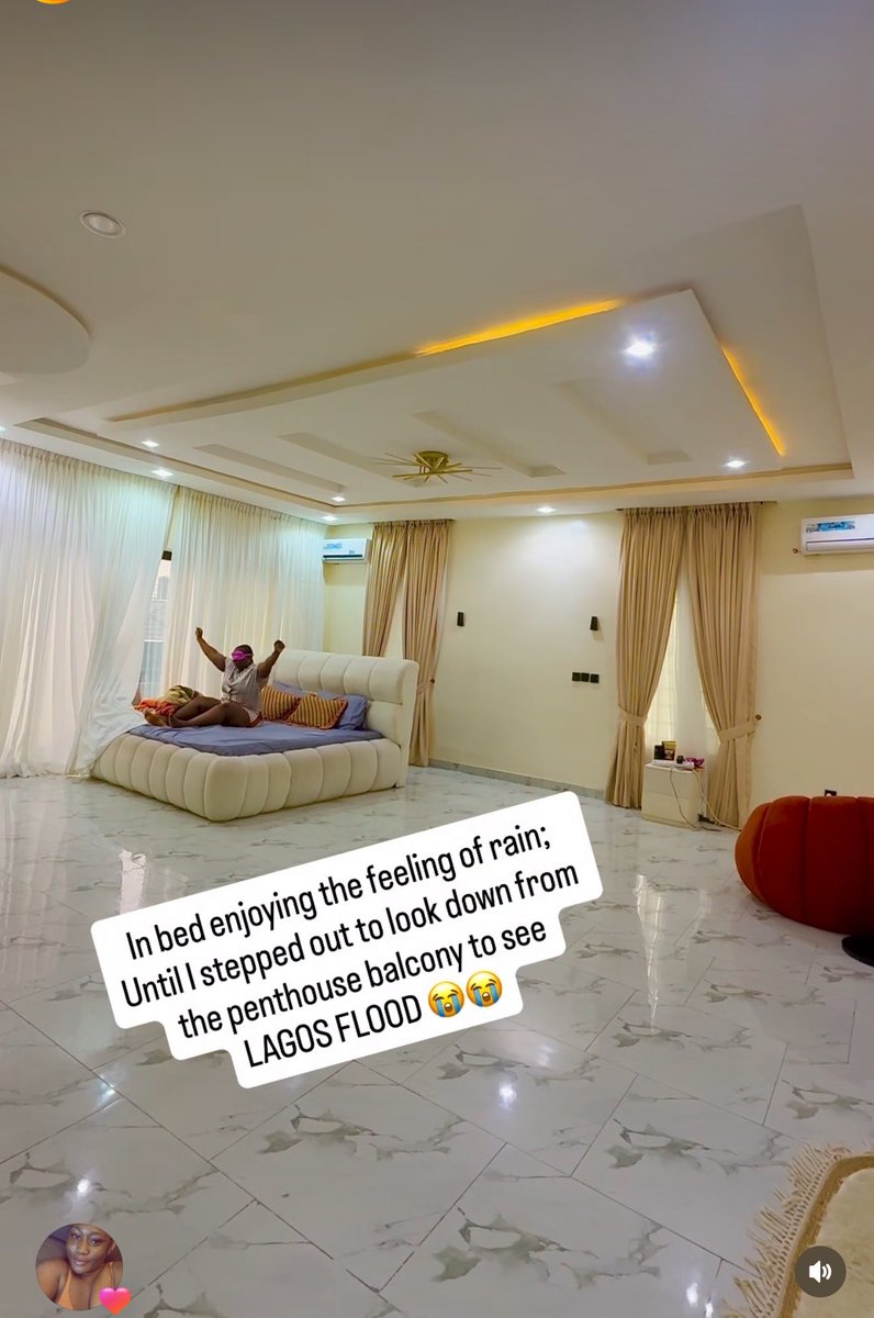 dammiedammie35's tweet photo. See how person bedroom big and wide😳 but Lagos flood no allow them enjoy am😭💔💦 https://t.co/pXwYaSJjQt