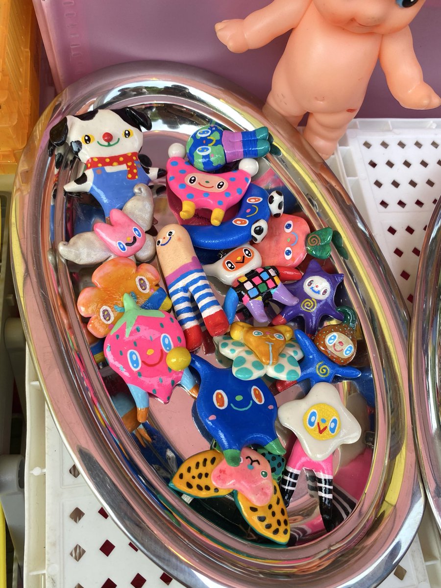 nanadesuu's tweet photo. A thread of me getting distracted by every cute little thing at semasa piknik ￼￼ https://t.co/vSZ1UNOeYA