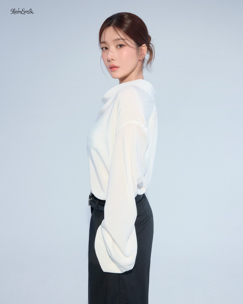 kwoneunbi_offcl's tweet photo. [#권은비]

NEW PROFILE PHOTO #3 🤍

#KWONEUNBI https://t.co/ovLbp0KqXH