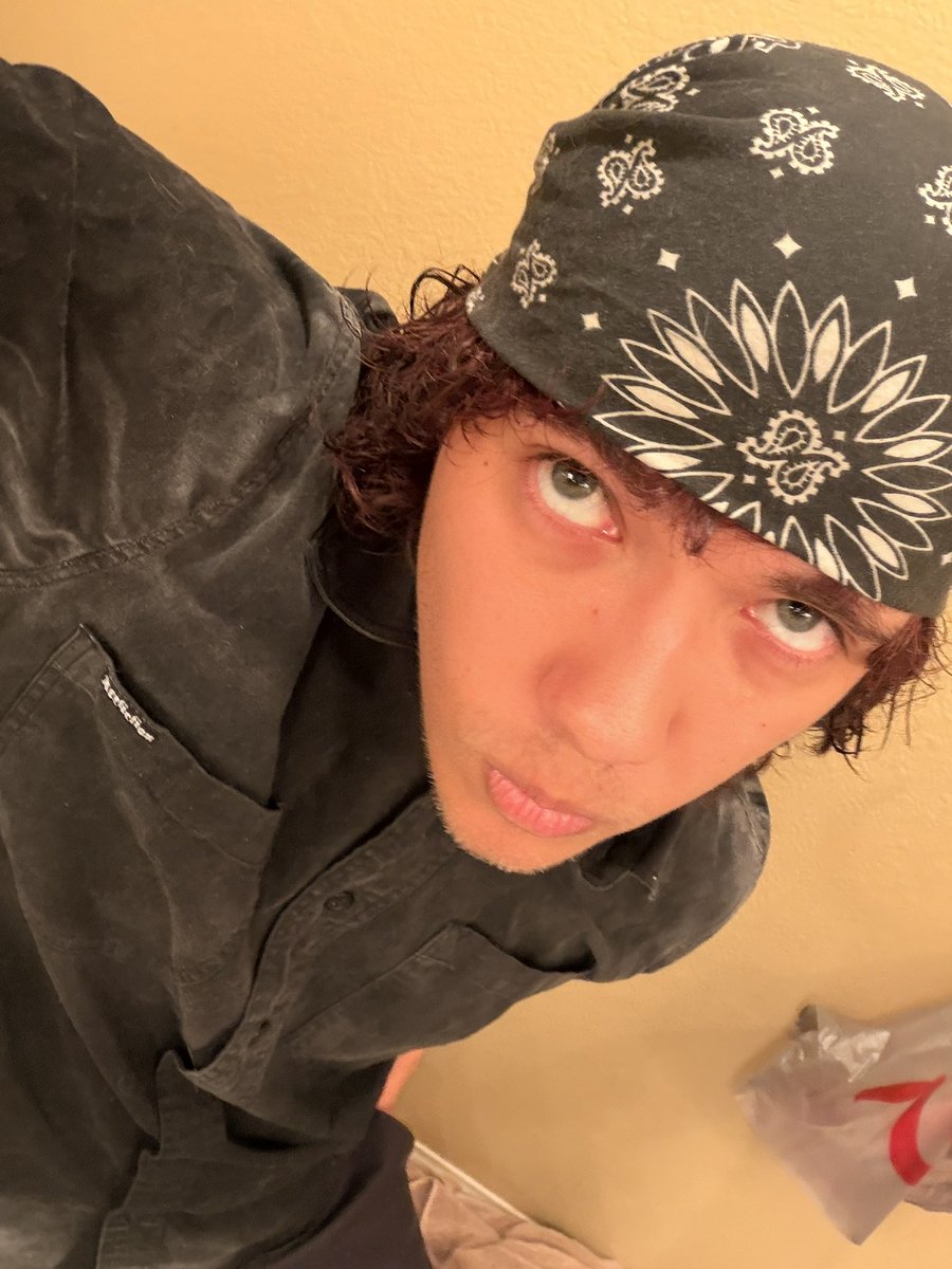 ViewtifulJ0J0's tweet photo. Looking for mutuals! My name is Jojo, I’m 21 and I’m interested in cyberpunk, old school motorcycles, dragon quest, dragon ball and lots more! Would love to make more friends 🙇‍♂️ 

MDNI

#shonanbakusozoku #dragonball #cyberpunk #dragonquest #motorcycles #onepiece https://t.co/RTHXj5khSp