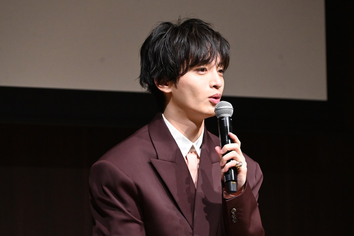 natalie_mu's tweet photo. 【会見レポート】
玉森裕太が思わず「なんだこれは!?」

主演ドラマ「マイ・フィクション」は世界観も撮影裏も謎だらけ

🔽記事本文・撮り下ろし写真はこちら
https://t.co/In1dvz2ws9

#マイフィクション https://t.co/KaevsIbobb