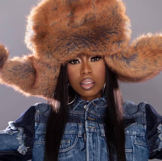 TheePopCore's tweet photo. Happy 55th birthday to the legendary, visionary, and genre-defying Missy Elliott (@MissyElliott).

Missy redefined what Black women in pop could be, fearless, avant-garde, and fully in control of their artistry. 

She is one of the most sampled artists in music history, a testament to her influence extending far beyond hip-hop. Her influence can be seen in a wide range of contemporary artists to this day.

Her work throughout the 2000s as a super-producer made her the first female rapper inducted into the Rock & Roll Hall of Fame. As a key architect of the era’s sound, she helped define hip-hop and pop with futuristic production, bold music videos, and a distinctive aesthetic and originality.