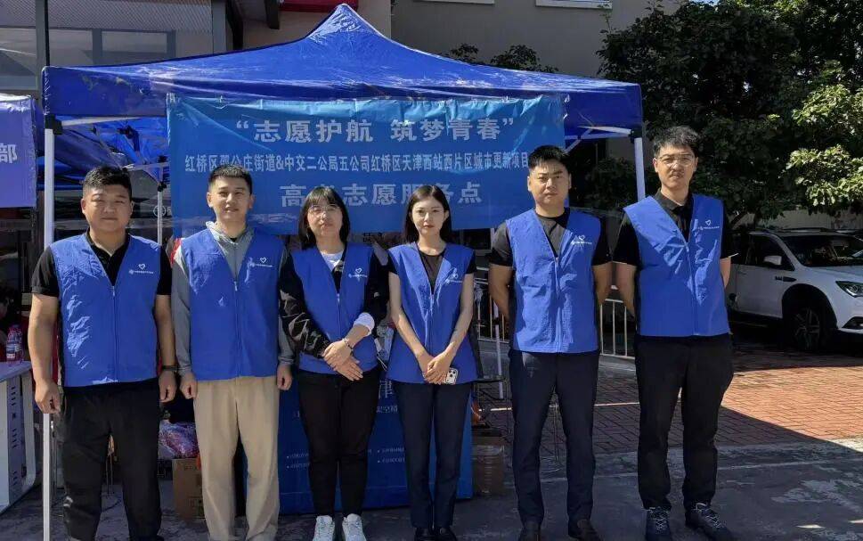 cuaurosor's tweet photo. Just wrapped 4hrs of park cleanup with local youth volunteers! Picked up 12kgs of trash, saw 3 kids get really into sorting recyclables. Small acts add up to big impact  #CommunityService， https://t.co/MkIHaJDsjn