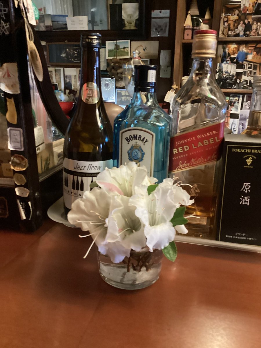 bop_cafe's tweet photo. Jazz Brew

お客様から、松浦マスターにということでいただきました。どうもありがとうございます。 https://t.co/0kDHRj37oG