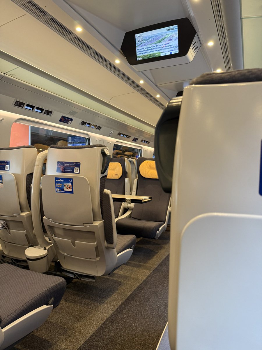 Deeteem1's tweet photo. Good morning Poland 🇵🇱 How nice are clean on time trains with no black people pissing and jerking off? https://t.co/vf2YvsaVty