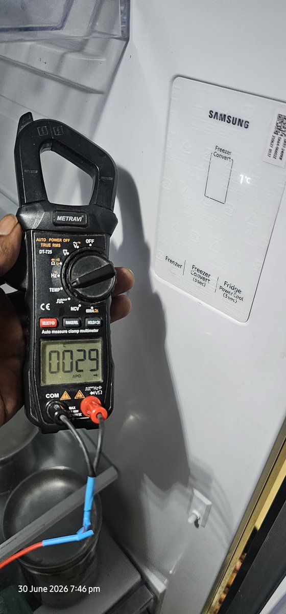 raajskaran's tweet photo. @SamsungIndia @SamsungIndia Your service engineer says fridge is absolutely functioning normal as per their diagnostic report.

Meanwhile the recorded temperature is +29 °C when the set temp is +1°C.

+29°C is far more greater than +1°C.

Your team needs some common sense to diagnose issues. https://t.co/DMx7xXD4L4