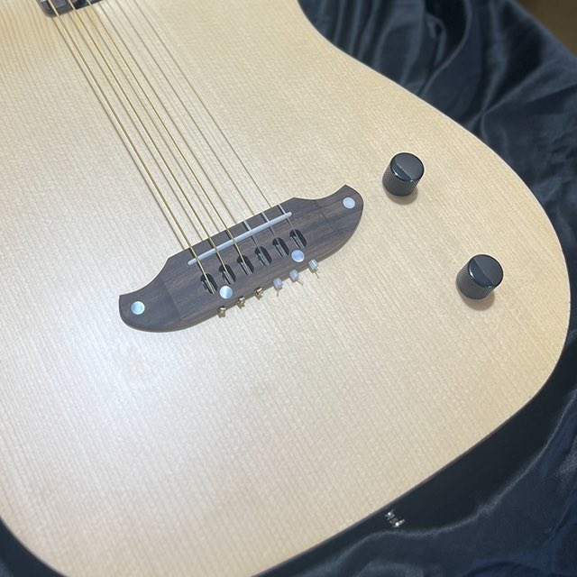 Schecter_JAPAN's tweet photo. SCHECTER JAPAN INFO.
OL-FL-N-2/SNTL

■SPEC
●BODY：ALDER+SPRUCE(SNTL) ●NECK：MAPLE
●SCALE：648㎜
●JOINT：BOLT ON
●FINGER BOARD：ROSE WOOD ●NUT WIDTH：45MM
●BRIDGE：ROSE WOOD
●PICK UP：PIEZO PU
●CONTROL：1Vol /1Tone (Passive)
●COLOR：SNTL
#SCHECTER #シェクター https://t.co/AcSTm8BtH0