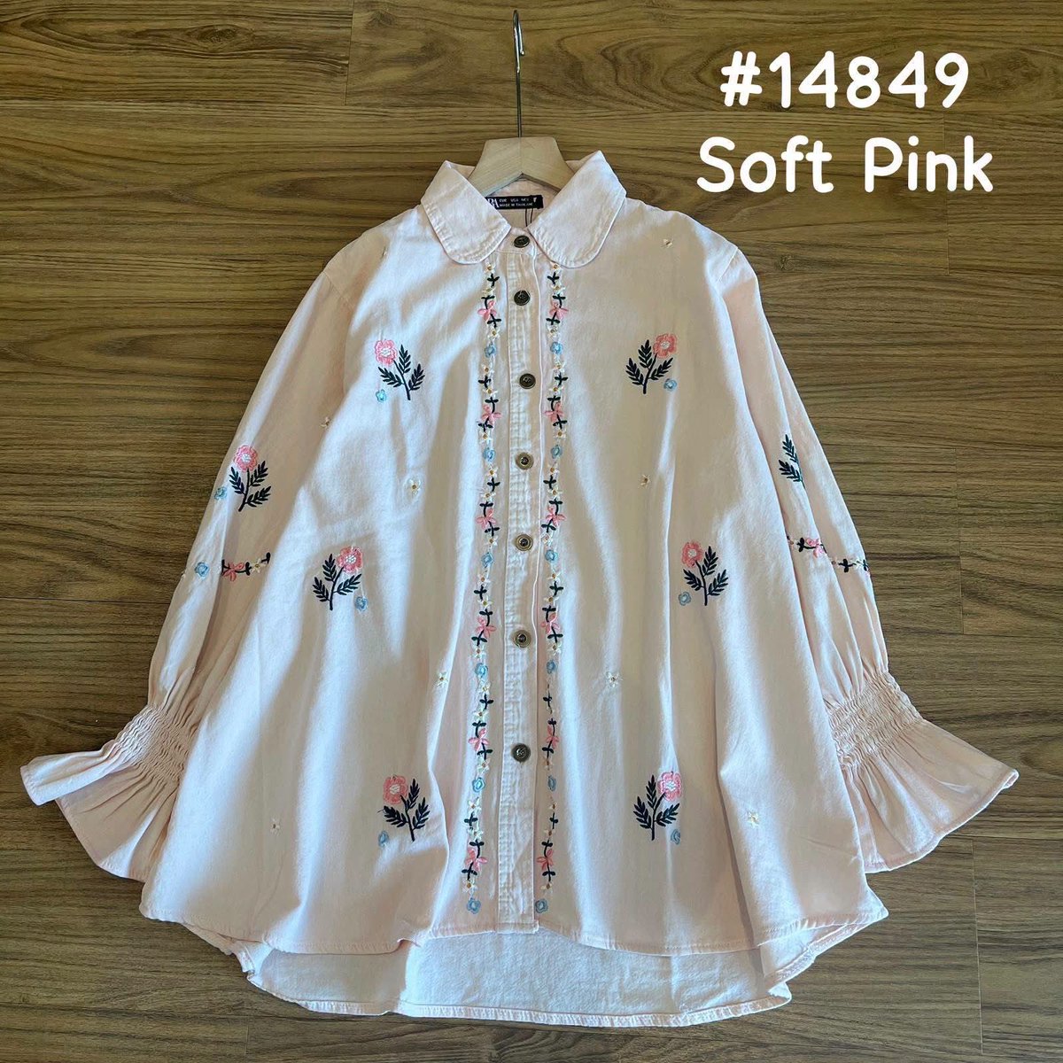 bublessn's tweet photo. Kemeja cewe import soft jeans premium
🔗 Lingkar Dada 120 CM
🔗 Panjang Baju Depan 69 CM
🔗 Panjang Baju Belakang 74 CM
🔗 Panjang Lengan 53 CM
🔗 Bahan Soft Jeans 
🔗 Aksen Embroidery floral
🔗 Full Kancing Aktif
Bisa shopee🍊 https://t.co/WiBvwpICaA