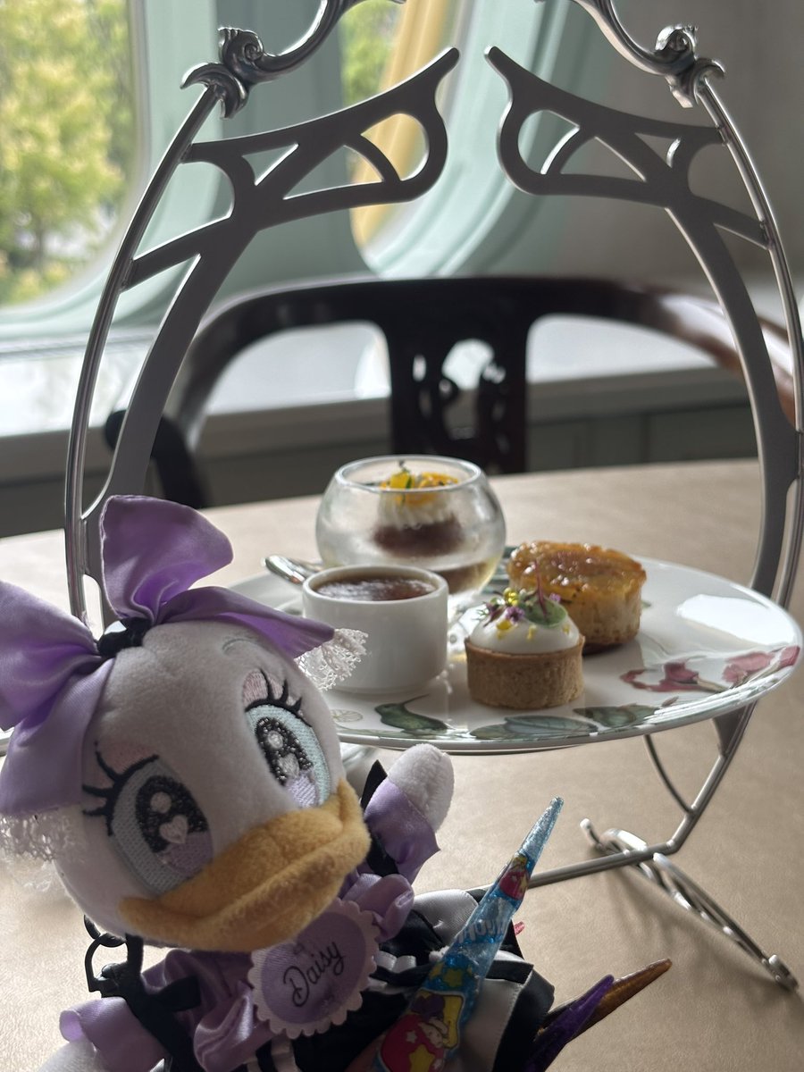 ayaka103609's tweet photo. 久々の舞浜でした～💕 https://t.co/ENlT2hemza