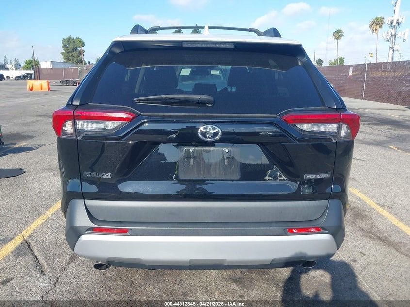 abberhs_17's tweet photo. New shipping alert: 2019 Toyota RAV4 🇳🇬

Available on preorder.
We deliver from port to your doorstep. Clean cars only! https://t.co/EOqT3flIGS