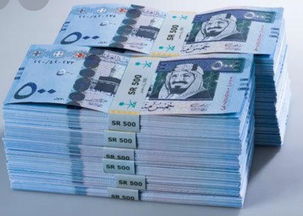 Adelalhasanii's tweet photo. لماذا لا يتم النكف مع الأم العدنية التي يجب أن يقف معها جميع اليمنيين؟

ولماذا لا يتم النكف للفتاة اليتيمة التي اغتصبها 12 شخص، بينهم قيادات عسكرية، ثم سُجنت في عدن؟
أين النخوة؟ وأين الشهامة؟ 
هل من مجيب ؟ https://t.co/zADzN0FAD7