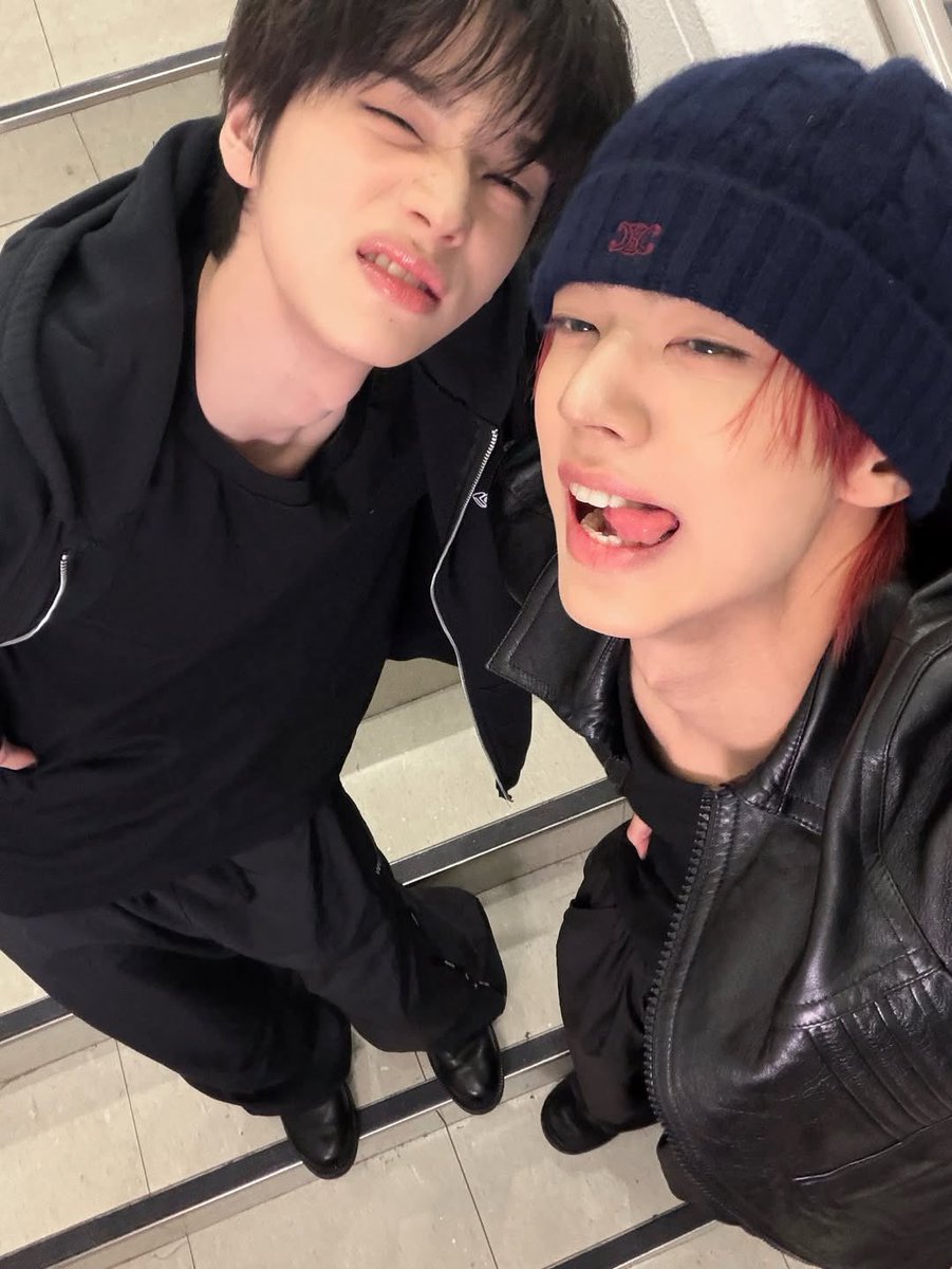 sanho_130117's tweet photo. 도신 지금구매하세요 https://t.co/NKZHvo0EWx