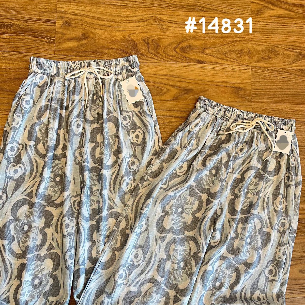 bublessn's tweet photo. 🔗 Lingkar pinggar 100-105 CM
🔗 Panjang celana 100 CM
🔗 Lingkar paha 60 CM
🔗 Aksen Motif Floral
🔗 Full karet 
🔗 Tali aktif 
🔗 Bahan Katun Linen import
Bisa shopee https://t.co/tIWLWO6u7F