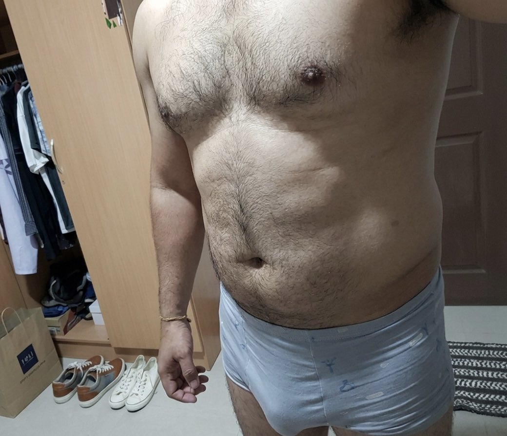 Phonphet444's tweet photo. ก่อนอาบน้ำ🍆🍆🍆 https://t.co/omBteuDYaY