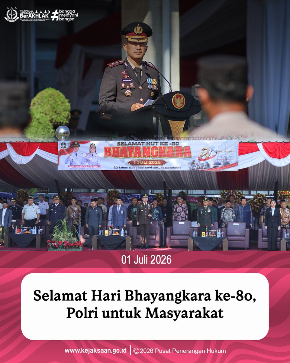 KejariBlitar's tweet photo. Kepala Kejaksaan Negeri Blitar, Romulus Haholongan, S.H., M.M., M.H., CPLA, menghadiri kegiatan upacara peringatan Hari Ulang Tahun ke-80 Bhayangkara. https://t.co/mVhwa3IWki