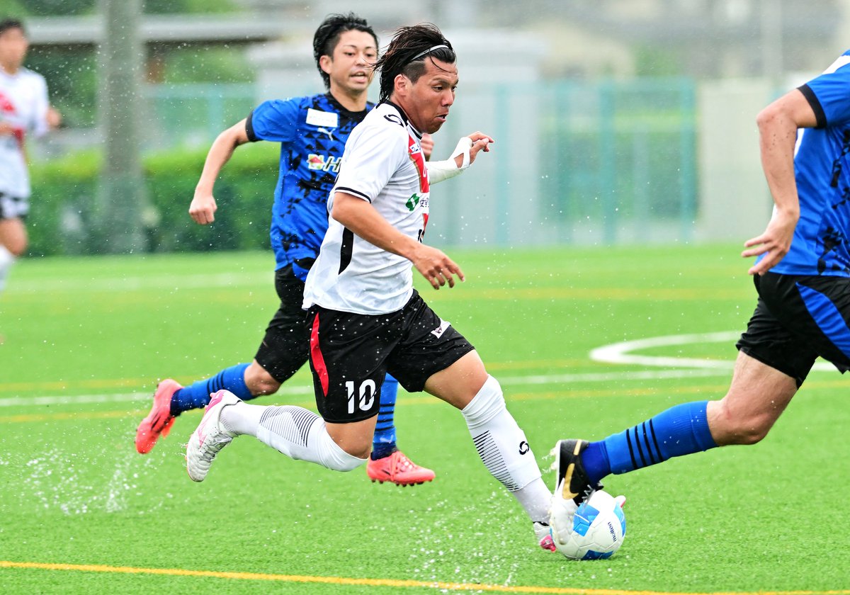 prettyguy818's tweet photo. #FC刈谷
#fckariya
#サッカー

39 #野邊直峻 選手
10 #伊集院雷 選手 https://t.co/1FrpmVqPRe
