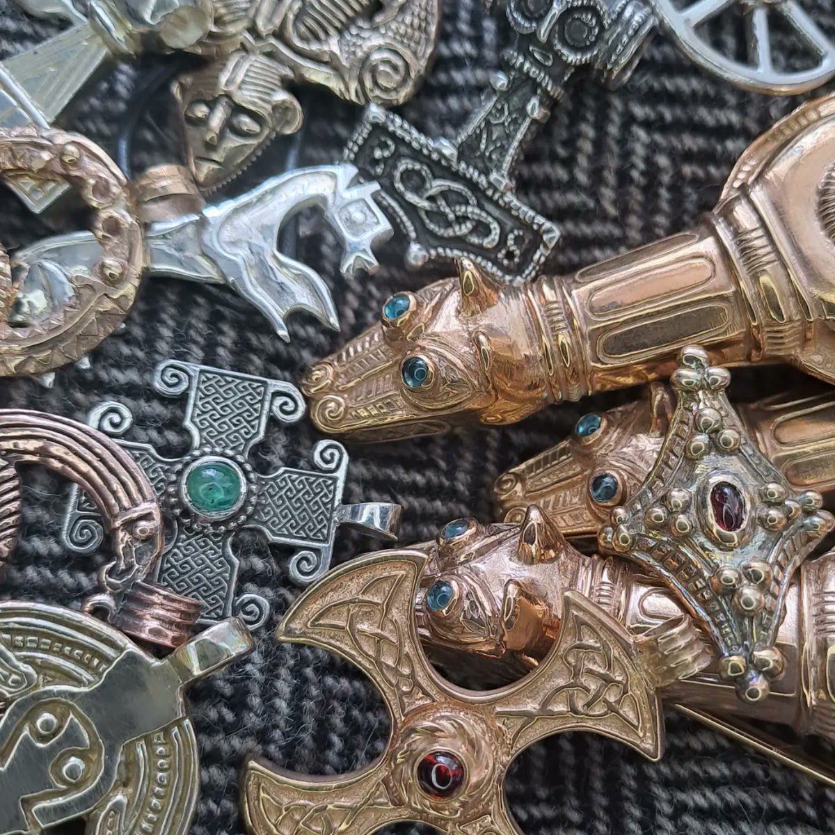 caledonianforge's tweet photo. A very busy week this week! Just got this lot all packaged up, thanks everyone as always for your support. It has been wonderful working on such a variety of different styles this week from #Pictish to #Irish, #insular to #Viking to #Anglosaxon and beyond ♥️ https://t.co/VMj2Pcr2nw