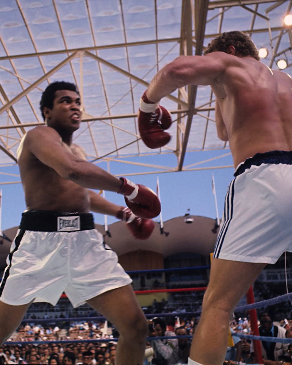 EverlastTr's tweet photo. #OnThisDayInBoxing in 1975 

Joe Bugner, Malezya'nın Kuala Lumpur kentinde Dünya Ağır Sıklet Şampiyonluğu için Muhammad Ali'ye meydan okudu. Ali, 15 raunt sonunda oybirliğiyle alınan kararla galip gelerek unvanını korudu. https://t.co/GdXUkFy8oW
