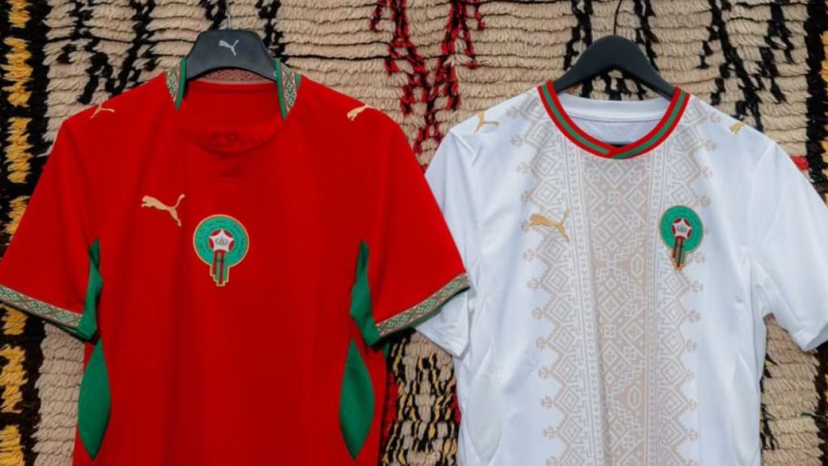 ElHaleq's tweet photo. La qualité de la tenue nationale marocaine est une mauvaise qualité,   puma est responsable aussi le  responsable de la  qualité dans  fédération marocaine du football la qualité st mauvais,les tenues qui se vend dans les rues et plus résistant que celle du puma . https://t.co/ZZqfTfKIep