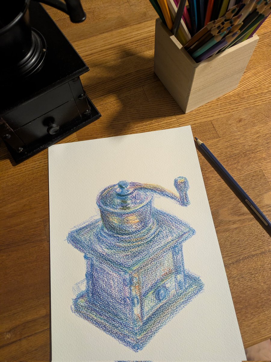honjoh_'s tweet photo. 色鉛筆デッサン。形や色に囚われすぎず、無心で楽しむを前提に描くことを思い出し中です✏️このまま描き込むのもありだし余白を残したままもありだし。 https://t.co/neU0a3hlSs