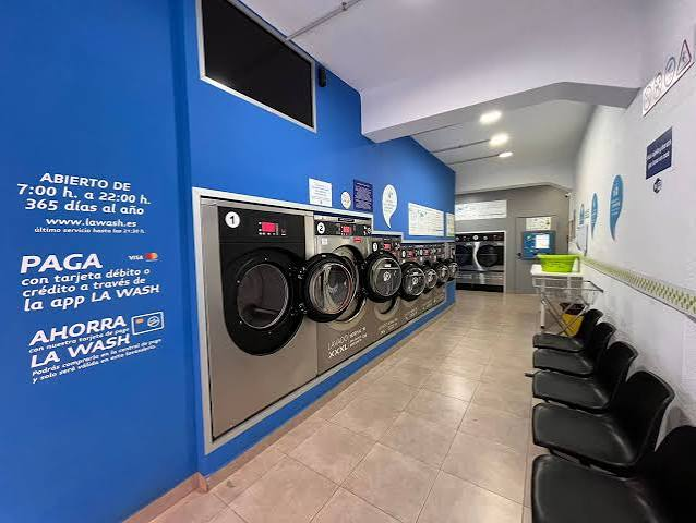 Joel_Kaizen's tweet photo. Sabes cuánto cuesta montar una lavandería autoservicio?

60.000€ – 180.000€

Pero espera, que lo bueno viene ahora

-HILO - https://t.co/mBYtutv9FQ