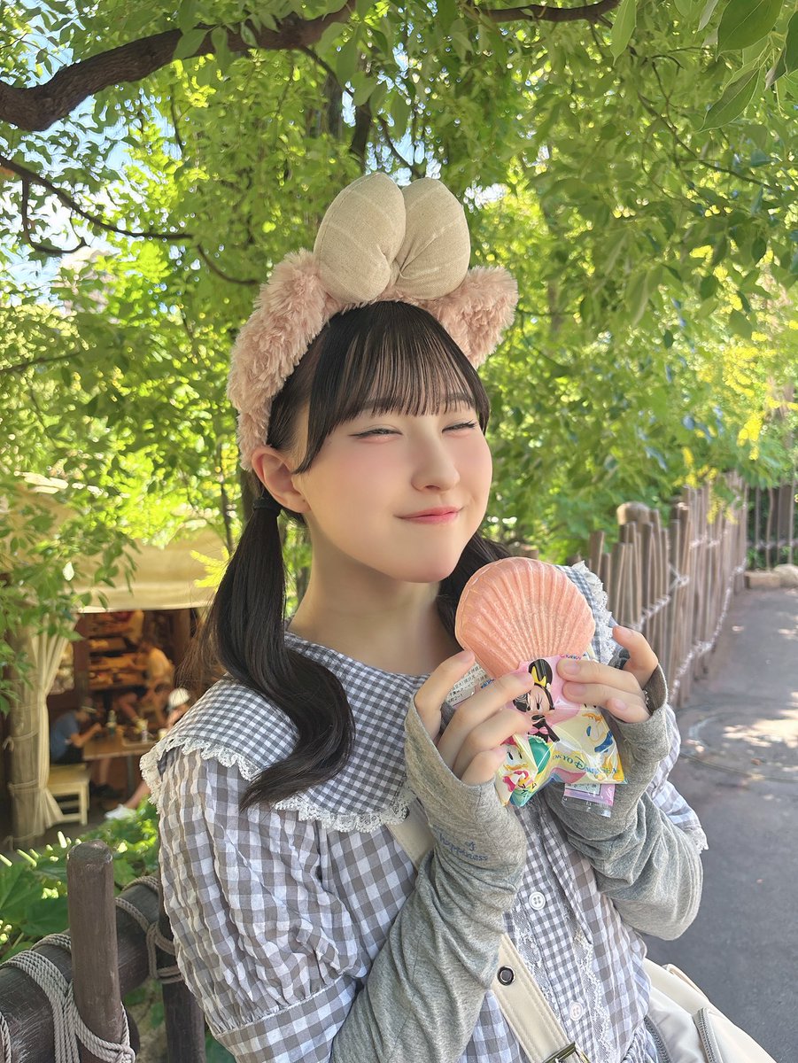 erisahigasiyama's tweet photo. 7月もよろしくね🐾

ママとディズニーシーに行ってきたよ⚓️⛴
#高嶺のなでしこ https://t.co/a0OYgblXLe