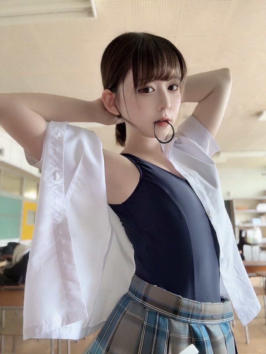 lucario0517's tweet photo. 着替え中… https://t.co/L6iAbTDouh