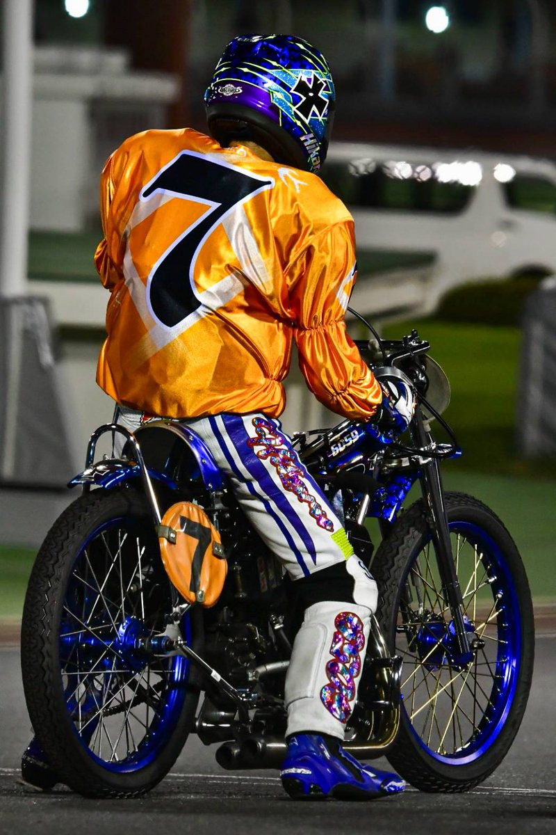 nekmw73's tweet photo. 6.24
日本トーター・日刊スポーツ杯GII稲妻賞
伊勢崎オートレース

予選12R
森下輝

#伊勢崎オートレース
#森下輝
#日本トーター・日刊スポーツ杯GII稲妻賞 https://t.co/4TW3ZQmbgo