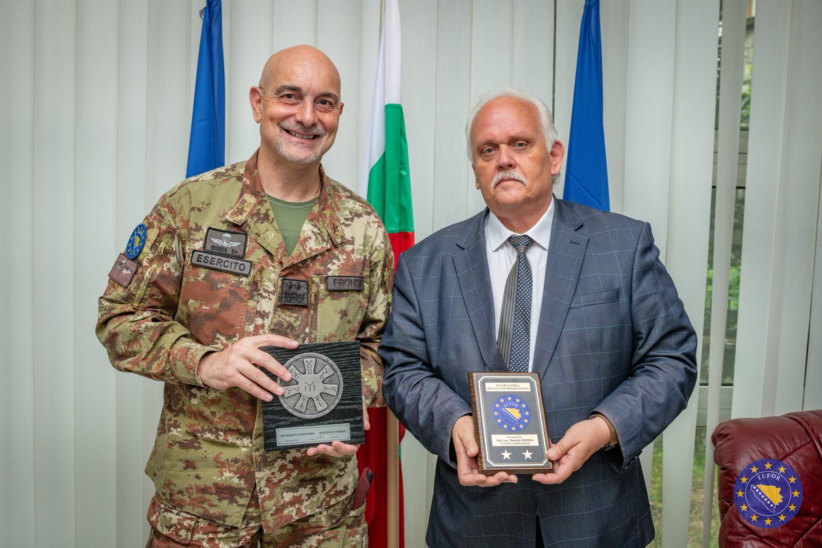 euforbih's tweet photo. EUFOR Commander Major General Maurizio Fronda met with the Ambassador of 🇧🇬 the Republic of Bulgaria for Bosnia and Herzegovina, H.E. Mr. Valeri Ivanov Yotov, highlighting the importance of continued strong cooperation.
https://t.co/vEjxAdLFXT https://t.co/vhnuvQKcm9
