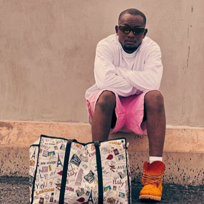 officalstonebek's tweet photo. #NewProfilePic https://t.co/OopTxfey0A