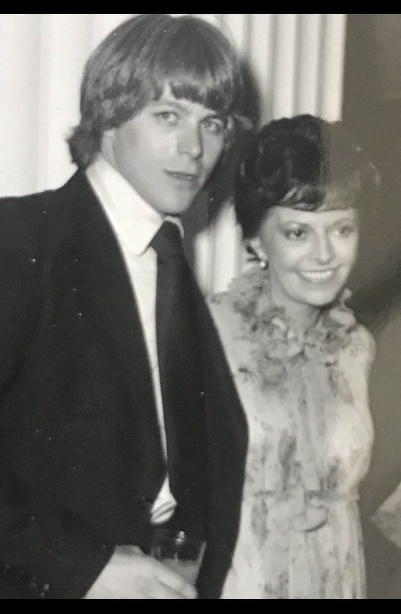 kinshriner's tweet photo. Today I salute @GeneralHospital nurses station where the gossip flowed Emily McLaughlin and Shell Kepler moved story , I got a kick out of both !!! https://t.co/LlkMOLrZel