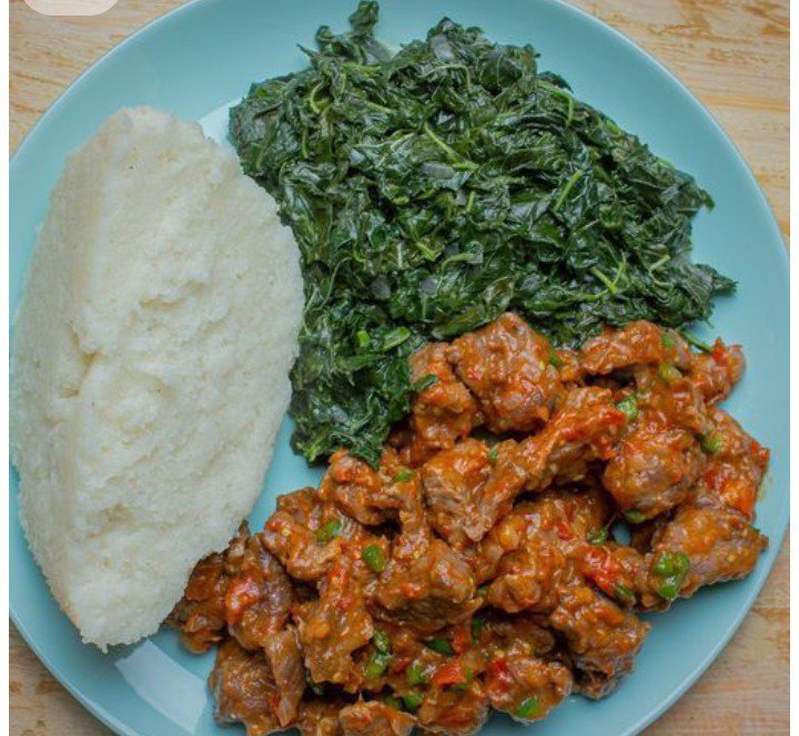 CmCuty's tweet photo. Beef or chicken? https://t.co/rEfU5wBezr