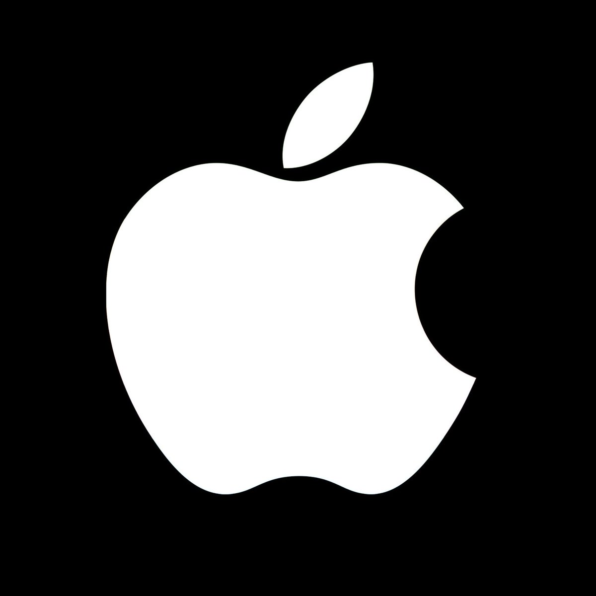 IntCyberDigest's tweet photo. ‼️ BREAKING: Apple's Hide My Email lets almost anyone uncover the real address behind a "hidden" alias, and Apple has left it unpatched for over a year.

It was reported to Apple in June 2025 by Tyler Murphy of EasyOptOuts. He says every Hide My Email address checked in limited volunteer tests was exploitable.

If you use Hide My Email to keep a real address off people-search sites or away from someone dangerous, treat that anonymity as unreliable.