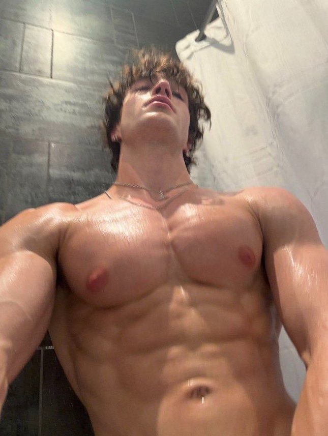 JessisJoker's tweet photo. What do you call this genre of man? https://t.co/INxqzakYF5